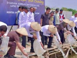 Menteri Imipas Tinjau Program Ketahanan Pangan di Lapas Terbuka Kelas IIB Kendal