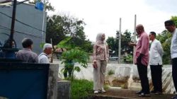 Prihatin Warga Sering Kebanjiran, Yeti Wulandari Upayakan Pengentasan Banjir Permata Puri 2