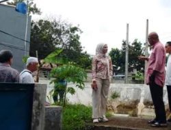 Prihatin Warga Sering Kebanjiran, Yeti Wulandari Upayakan Pengentasan Banjir Permata Puri 2