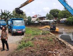 Pramono Pastikan Aliran Air Menuju Cengkareng Drain Tetap Normal