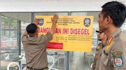 Perkuat Penegakan Perda, Satpol PP Depok Kembali Segel Bangunan Koat Coffe