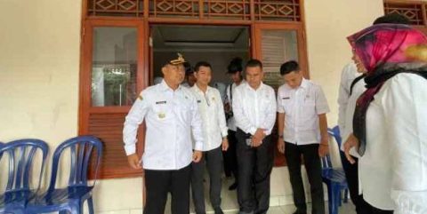 Supian Suri Apresiasi Warga RW 5 Meruyung Gotong Royong Biayai Pembangunan Posyandu Rajawali 1